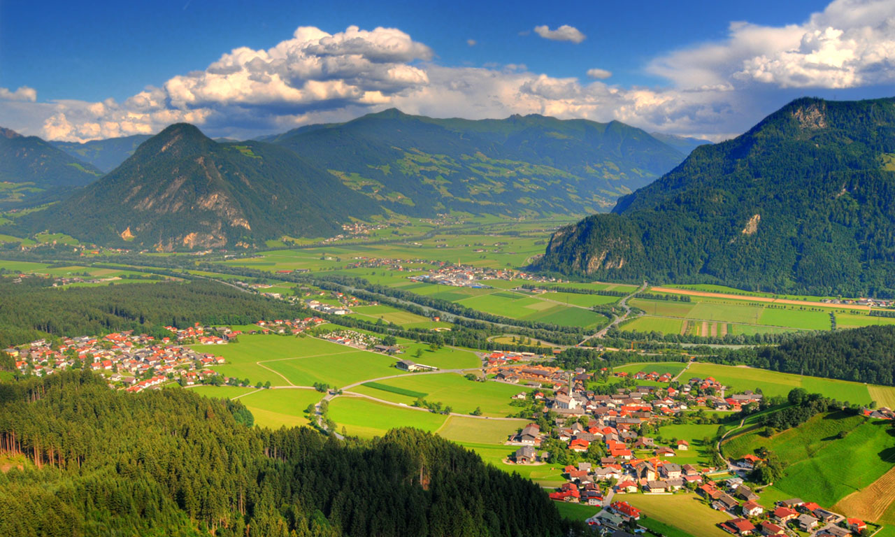 Велико австрия. Европа Австрия. Австрия Вена горы. Вена горы Альпы. Ланс Австрия.